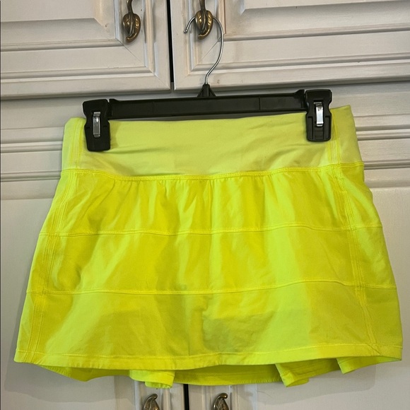 Pace rival Lululemon athletic skirt - Picture 1 of 5